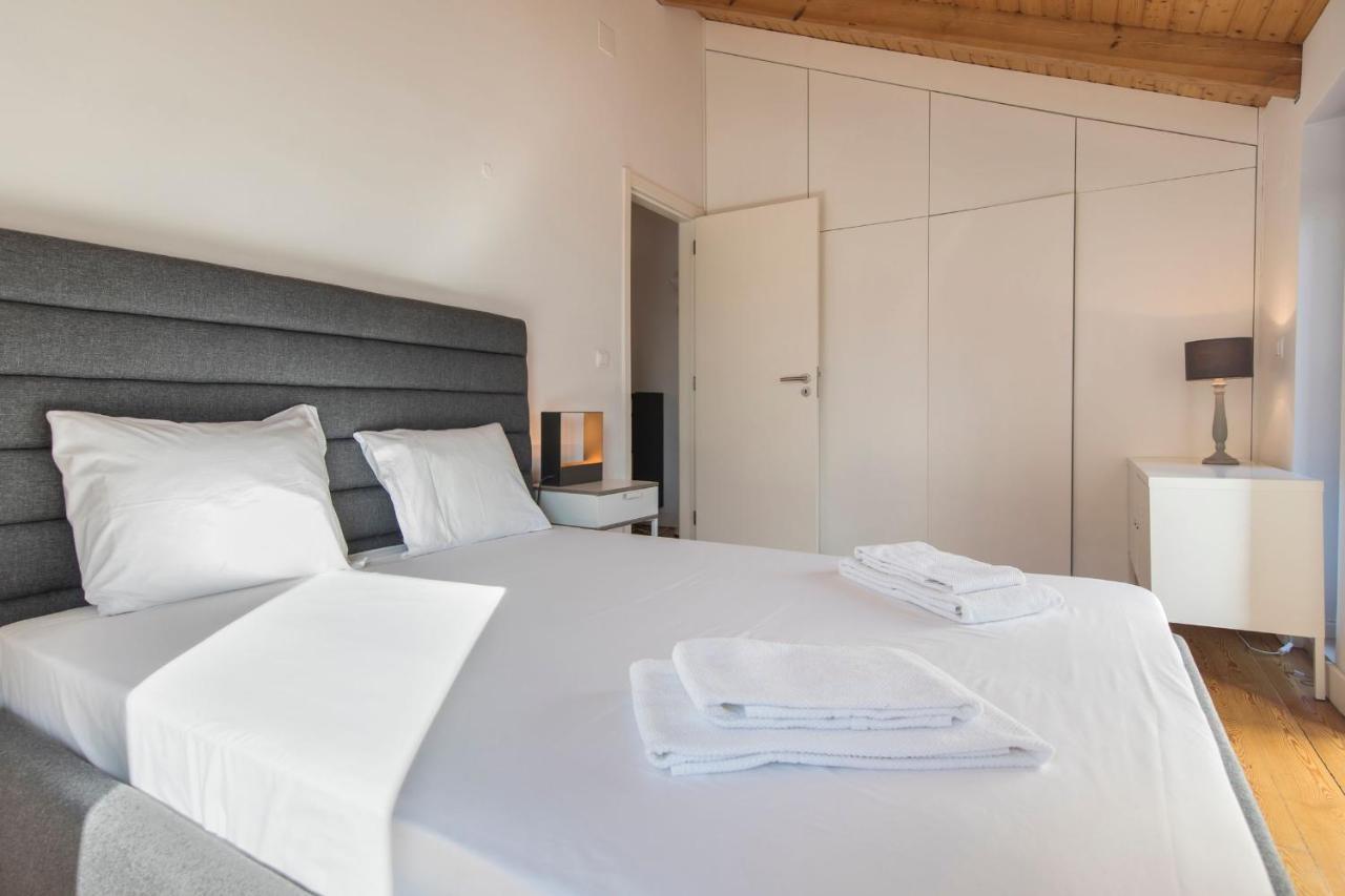 Bairro Alto Stunning Flat With Balcony By Lovelystay Lisboa Εξωτερικό φωτογραφία