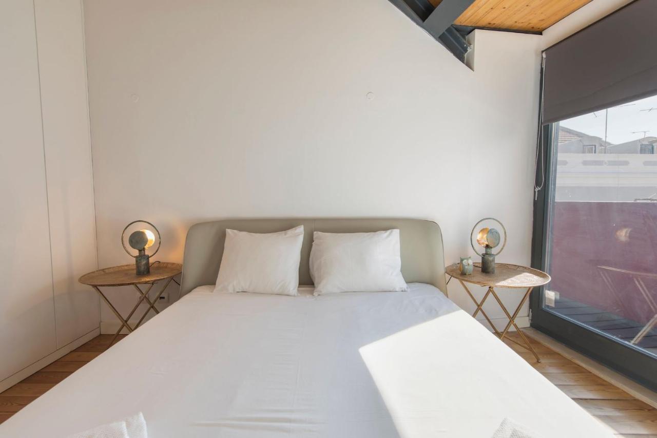 Bairro Alto Stunning Flat With Balcony By Lovelystay Lisboa Εξωτερικό φωτογραφία